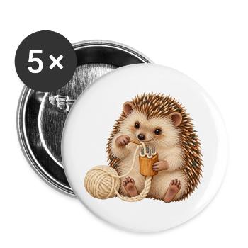 Igel arbeitet mit einer Strickliesel - Buttons groß 56 mm (5er Pack) - Weiß - Vorne