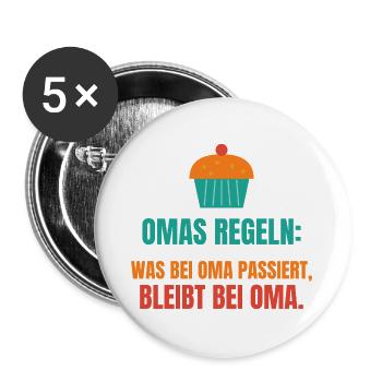 Omas Regeln: Was bei Oma passiert, bleibt bei Oma - Buttons groß 56 mm (5er Pack) - Weiß - Vorne