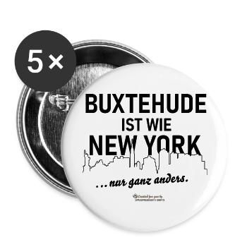 Buxtehude ist wie New York - Buttons groß 56 mm (5er Pack) - Weiß - Vorne
