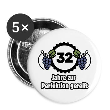 32. Geburtstag - 32 Jahre zur Perfektion gereift - Buttons groß 56 mm (5er Pack) - Weiß - Vorne