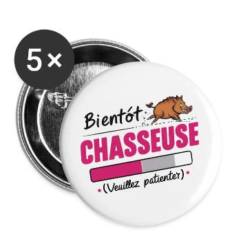 bientôt chasseuse - Lot de 5 grands badges (56 mm) - blanc - Devant