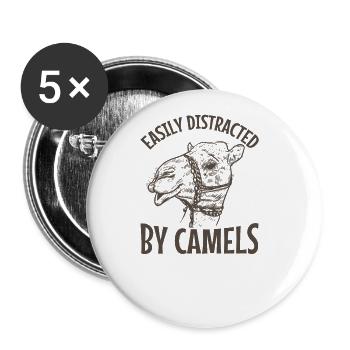 Facilement distrait par Camels Dromedar - Lot de 5 grands badges (56 mm) - blanc - Devant