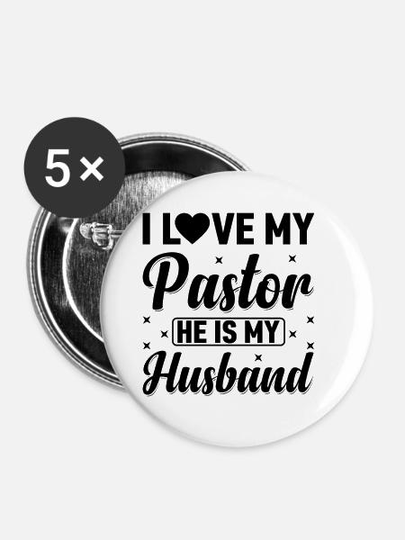 Ich Liebe Meinen Pastor Er Ist Mein Ehemann Pastor - Buttons groß 56 mm (5er Pack) - Weiß