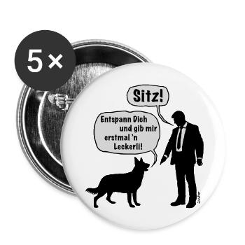 Cartoon, Hund & Herrchen: Sitz! / Leckerli! (2C) - Buttons groß 56 mm (5er Pack) - Weiß - Vorne