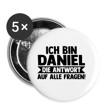 Prénom Daniel - Lot de 5 grands badges (56 mm) - blanc - Devant