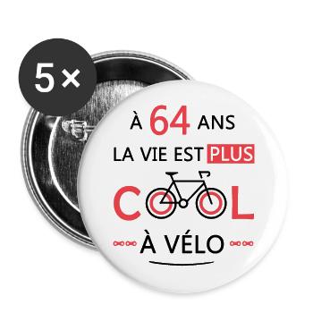 64 ans anniversaire vélo cadeau Vélo 64 Ans - Lot de 5 grands badges (56 mm) - blanc - Devant