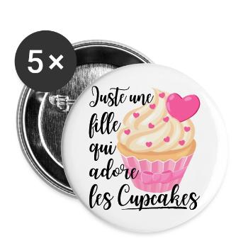Une fille qui adore les cupcakes cadeau pâtissière - Lot de 5 grands badges (56 mm) - blanc - Devant