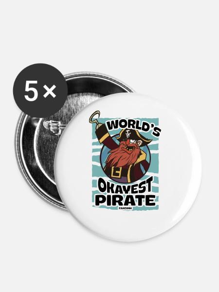 World's Okayest Pirate - Buttons groß 56 mm (5er Pack) - Weiß