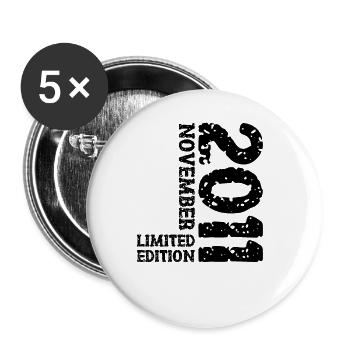2011 Novembre Édition Limitée 12e Anniversaire Décoration - Lot de 5 grands badges (56 mm) - blanc - Devant