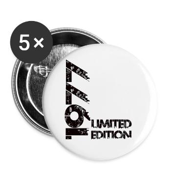 Limited Edition 1977 - Buttons large 2.2''/56 mm (5-pack) - white - Front