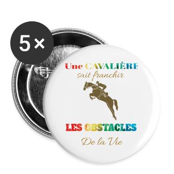 Une cavalière sait franchir les obstacles - Lot de 5 grands badges (56 mm) - blanc - Devant
