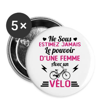 Une Femme Avec un vélo cadeau pour cycliste - Lot de 5 grands badges (56 mm) - blanc - Devant