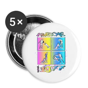 Awesome since 1977. Agility, Hundetraining - Buttons groß 56 mm (5er Pack) - Weiß - Vorne