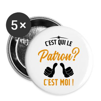 Humour Homme C'est qui le Patron Cadeau - Lot de 5 grands badges (56 mm) - blanc - Devant