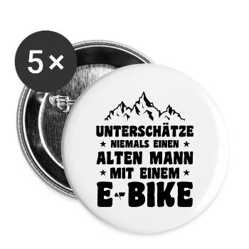 Unterschätze niemals einen alten Mann mit E-Bike - Buttons groß 56 mm (5er Pack) - Weiß - Vorne