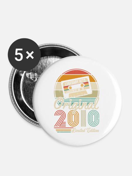 Großartig seit 2010 - Buttons groß 56 mm (5er Pack) - Weiß