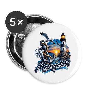 Meerverliebt – Anker, Leuchtturm & Möwen am Meer - Buttons groß 56 mm (5er Pack) - Weiß - Vorne