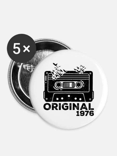 Geburtsjahr 1976 Kassette 1976 Geburtstag 1976 - Buttons groß 56 mm (5er Pack) - Weiß