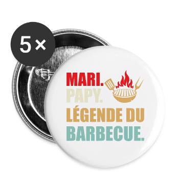 Mari Papy Légende du Barbecue Cadeau Grand Père - Lot de 5 grands badges (56 mm) - blanc - Devant