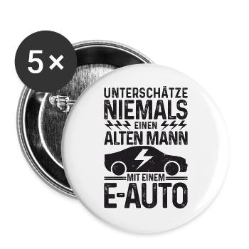 Unterschätze niemals einen Alten Mann mit E-Auto - Buttons groß 56 mm (5er Pack) - Weiß - Vorne
