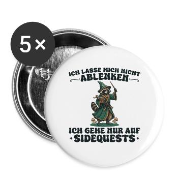 Waschbär Zauberer – Ich gehe auf Sidequests - Buttons groß 56 mm (5er Pack) - Weiß - Vorne