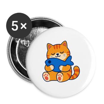 Orangefarbene getigerte Katze umarmt ein Fischkissen - Buttons groß 56 mm (5er Pack) - Weiß - Vorne