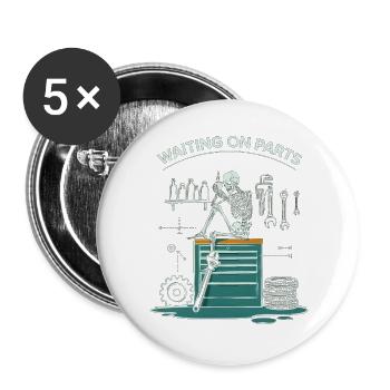Lustiges Warten auf Teile-Mechaniker-Skelett - Buttons groß 56 mm (5er Pack) - Weiß - Vorne