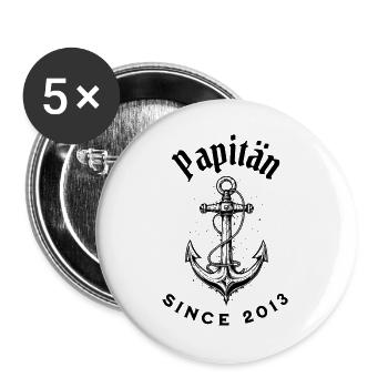 Lustiges Vatertag Papitän seit 2013 Shirt - Buttons groß 56 mm (5er Pack) - Weiß - Vorne