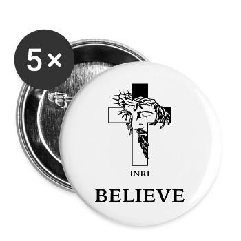 Believe – Modernes Kreuz mit Jesus - Buttons groß 56 mm (5er Pack) - Weiß - Vorne