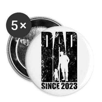 VATERTAG DAD SINCE 2023 PAPA - Buttons groß 56 mm (5er Pack) - Weiß - Vorne