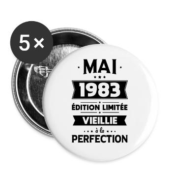 Anniversaire 40 ans - Mai 1983 Perfection - Lot de 5 grands badges (56 mm) - blanc - Devant