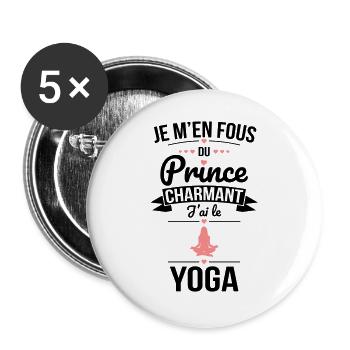 Je m'en fous du prince charmant - J'ai le yoga - Lot de 5 grands badges (56 mm) - blanc - Devant