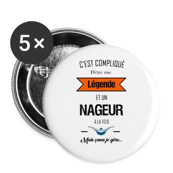 C'est compliqué d'être une légende t-shirt nageur - Lot de 5 grands badges (56 mm) - blanc - Devant