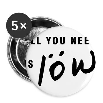 Alles was du brauchst ist Löw - Buttons groß 56 mm (5er Pack) - Weiß - Vorne