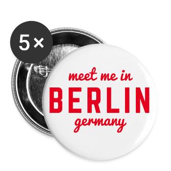 Berlin Deutschland Fan Flagge Design T Shirt - Buttons groß 56 mm (5er Pack) - Weiß - Vorne