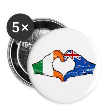 Irlande Nouvelle-Zélande drapeau mains forme coeur utilisé - Lot de 5 grands badges (56 mm) - blanc - Devant