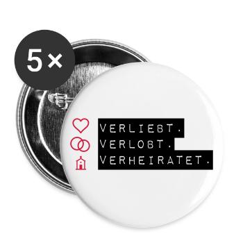verliebt verlobt verheiratet - Buttons groß 56 mm (5er Pack) - Weiß - Vorne