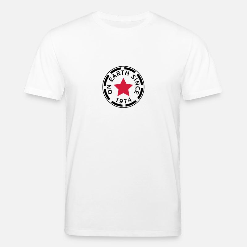 on earth since 1974 (de) - Stanley/Stella Unisex Bio-T-Shirt CREATOR  - Weiß