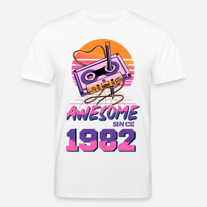 Retro Kassette 1982 Neon Design - Stanley/Stella Unisex Bio-T-Shirt CREATOR  - Weiß