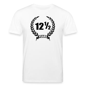 Laurel wreath twelve and a half years - Stanley/Stella CREATOR Unisex Organic T-Shirt - white - Front - Alina (178cm) & Michal (187cm)