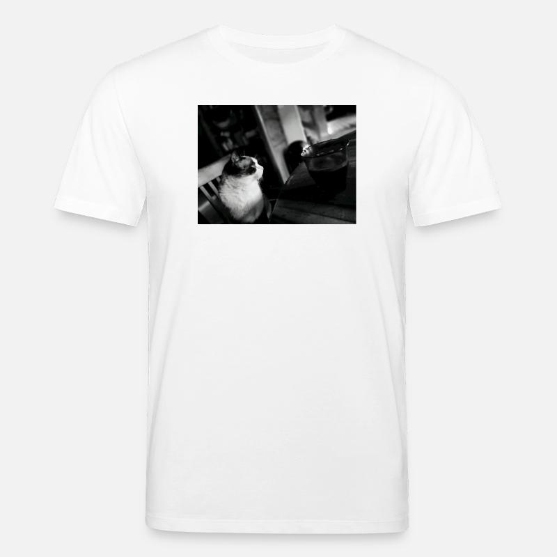 Schwarze Katze und Kaffeetasse - Stanley/Stella Unisex Bio-T-Shirt CREATOR  - Weiß