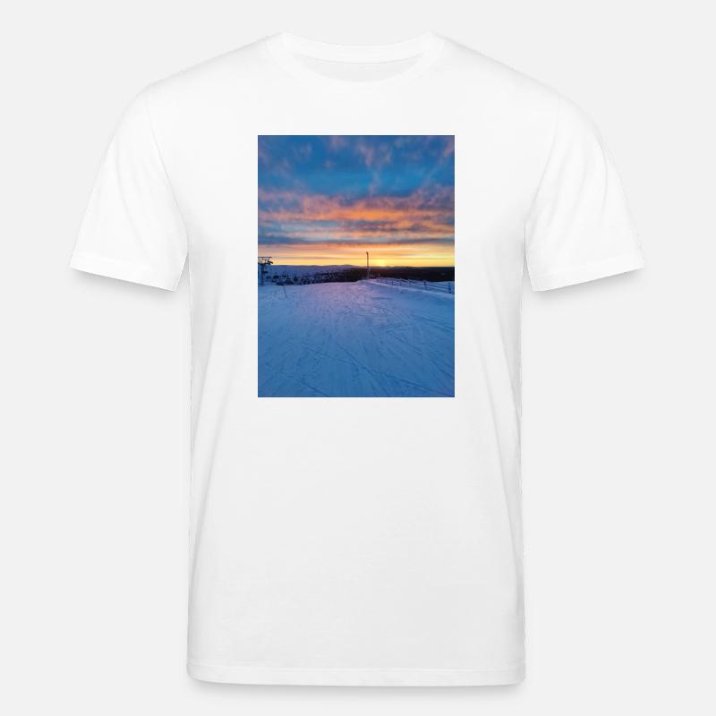 Sonnenuntergang in einer Winterlandschaft - Stanley/Stella Unisex Bio-T-Shirt CREATOR  - Weiß