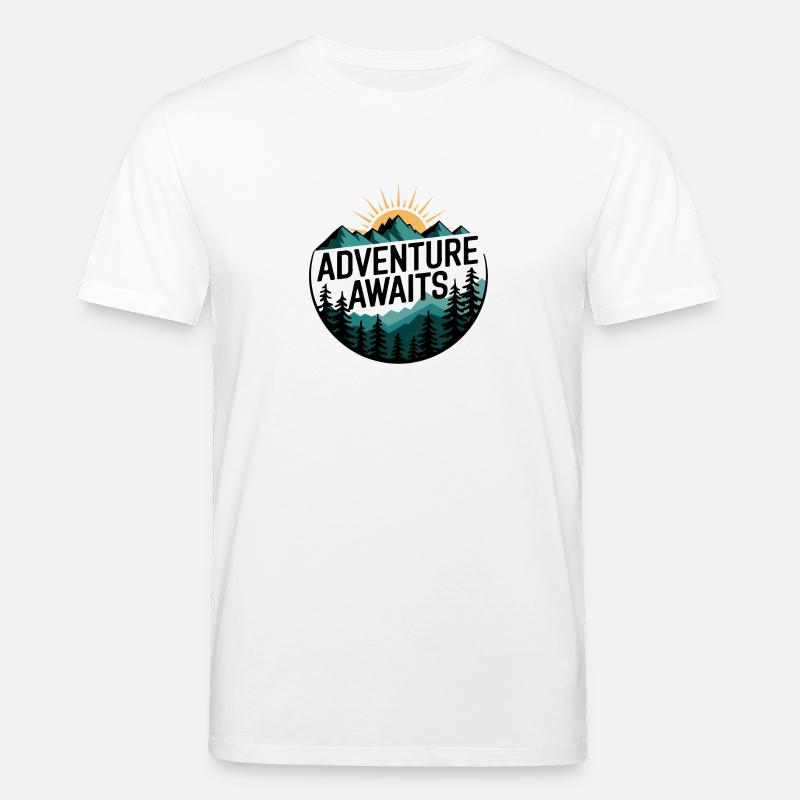 Adventure Awaits – Bergpanorama - Stanley/Stella Unisex Bio-T-Shirt CREATOR  - Weiß