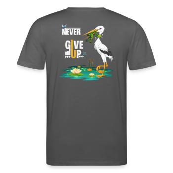 Never Give Up 🐸 Niemals aufgeben Frosch vs Storch - Stanley/Stella Unisex Bio-T-Shirt CREATOR  - Anthrazit - Hinten - Michal (187cm)