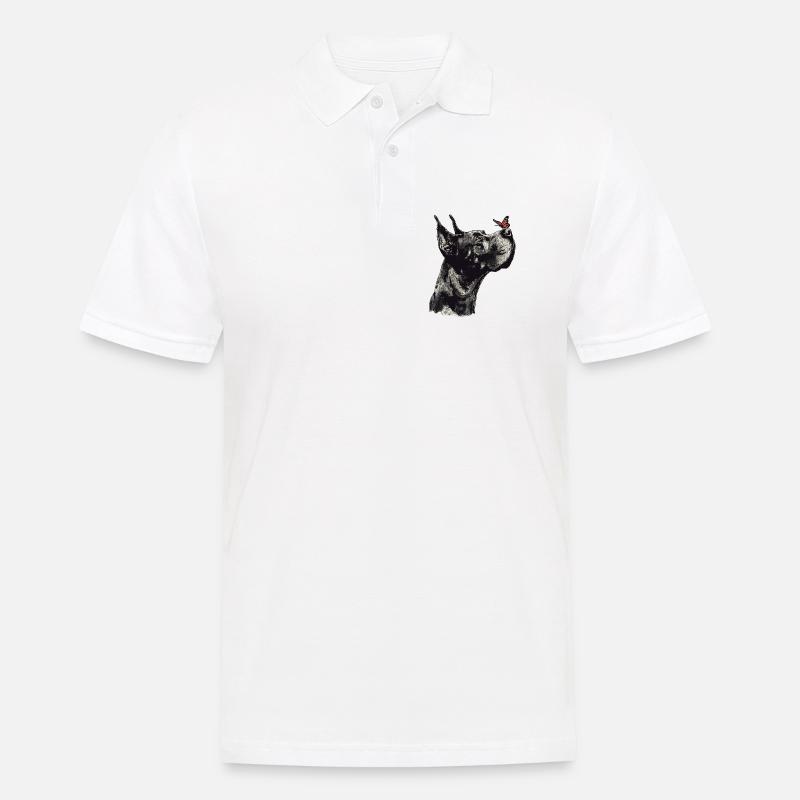 Dogge mit rotem Schmetterling - Männer Poloshirt - Weiß