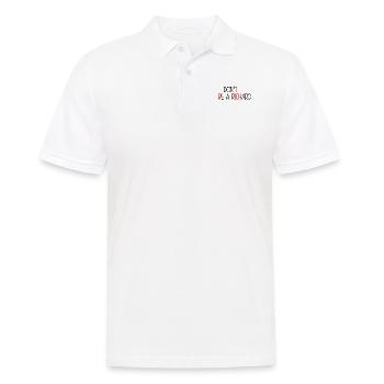 Sei kein Richard - Männer Poloshirt - Weiß - Vorne - Kai (181cm)
