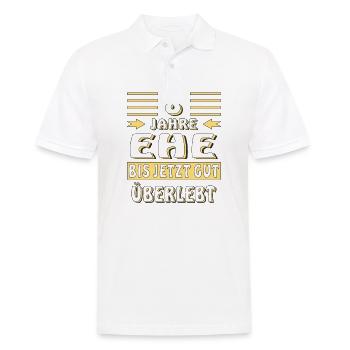 8 JAHRE EHE BIS JETZT GUT ÜBERLEBT - Männer Poloshirt - Weiß - Vorne - Kai (181cm)
