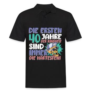 Die Ersten 40 Jahre Der Kindheit Sind Immer Die - Männer Poloshirt - Schwarz - Vorne - Kai (181cm)