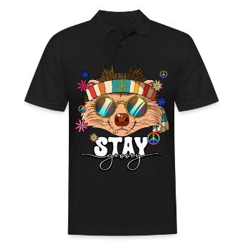 60er 70er Jahre Kostüm Stay Groovy Hippie - Männer Poloshirt - Schwarz - Vorne - Kai (181cm)