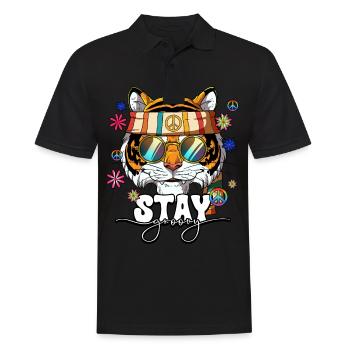 60er 70er Jahre Kostüm Stay Groovy Hippie - Männer Poloshirt - Schwarz - Vorne - Kai (181cm)
